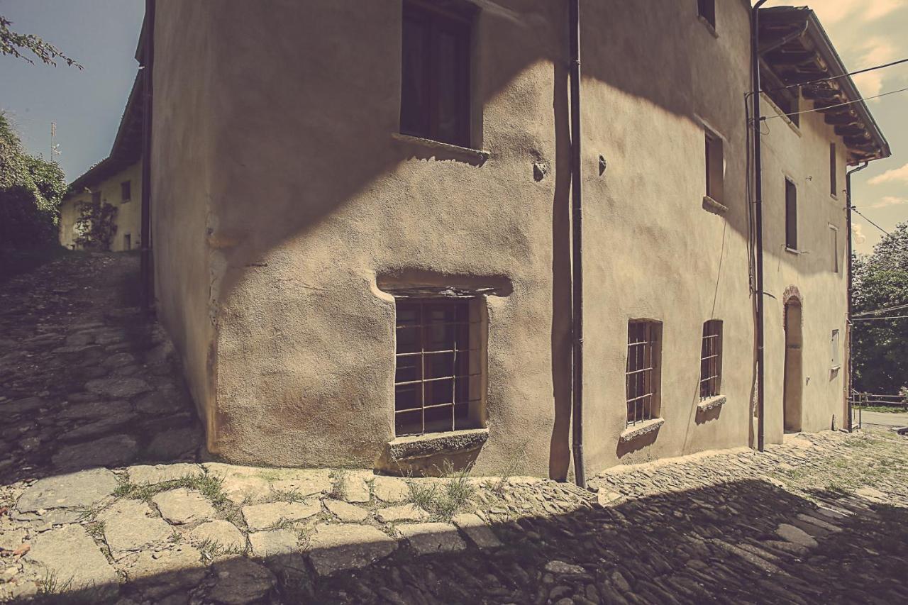 Relais Di Charme Frazione Chiavolino Villa Pollone Exterior photo